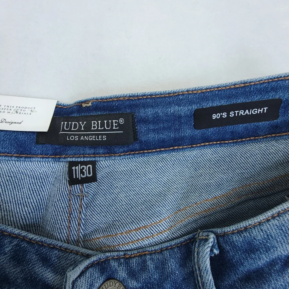 Judy Blue Women's Straight Leg Jeans - Light Blue - Picture 6 of 11